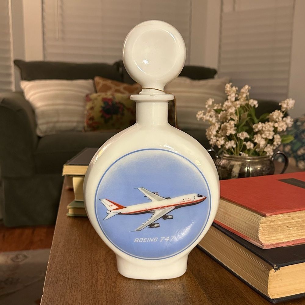Vintage Rare 1969 Boeing 747 Jet Aviation Dant Distillery Whiskey Glass Decanter